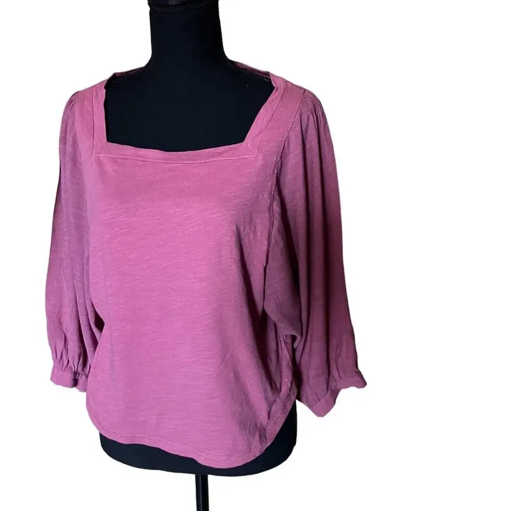 Akemi + Kin Anthropologie Berry Pink Square Neck T-Shirt Blouse XS